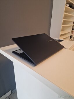 Asus VivoBook X513E - 4