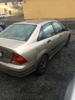 Ford Focus - 4