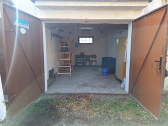 Pronájem garáže 20m2 220/380v - 4