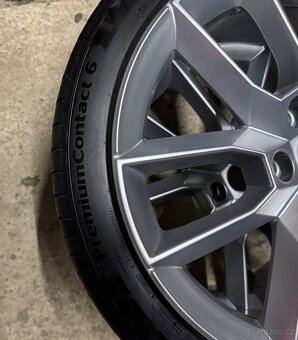 Continental Premium Contact 225/40 R18 - 4