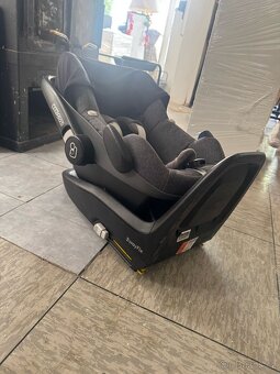 Autosedačka Maxi-Cosi Pebble Plus se základno 2wayFix ISOFIX - 4