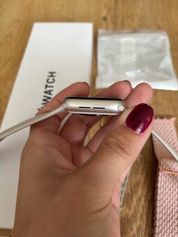 Apple Watch SE (gen 2) 40mm - 4
