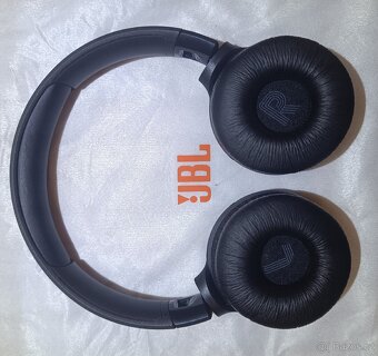 Prodám Nové JBL 520BT - 4