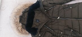 úžasný zimní kabát; dlouhá bunda Zara Xs - 4