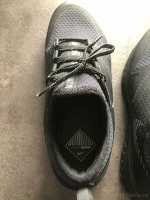 Nové WMNS Odyssey react 2 shield vel. 38 - 4