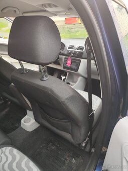 Škoda Roomster - 4