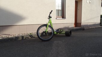 Driftovací tříkolka DRIFTRIKE TRIAD UNDERWORLD 2 GREEN - 4