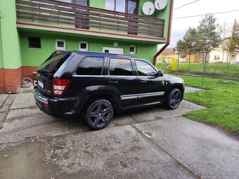 Jeep Grand Cherokee srt8 - 4