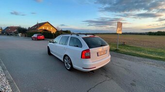 Škoda Octavia 2 RS Tsi DSG - 4