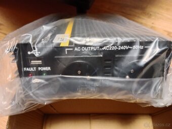Měnič napětí 1.600 W, 24 V-DC to AC - 4