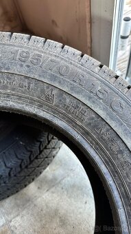 195/70 R15C - 4
