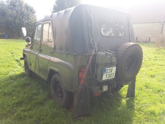 UAZ 469 - 4