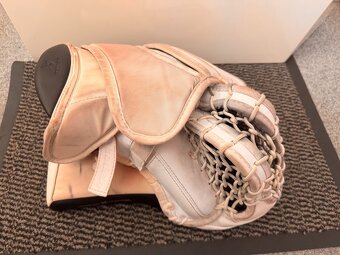 BRANKÁŘSKÁ LAPAČKA A VYRÁŽEČKA BAUER VAPOR HYPERLITE SR. - 4