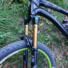 Odpružená vidlice MTB 27,5" FOX 36 Float factory, Kashima co - 4