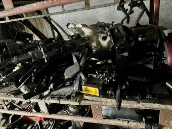 Náhradní díly Mercedes Benz R - CENA ZA VŠE - 4