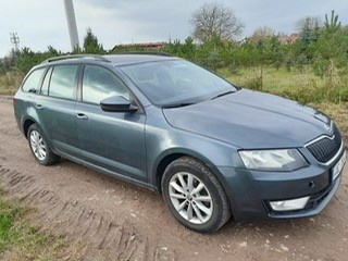 ŠKODA OCTAVIA 3 TDI COMBI - 4