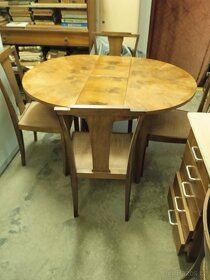 Rozkládací stůl a 4ks židle,starodávné, cena za vše - 4