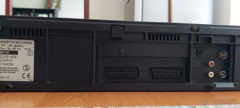 VIDEOREKORDÉR JVC HR-J693 EU - 4