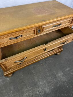 Starožitná rustikální komoda (137008) - 4