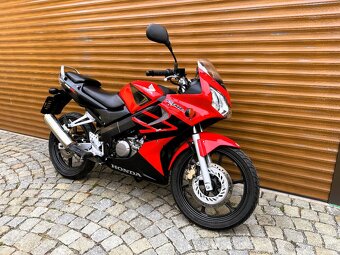 Honda CBR 125R - 4