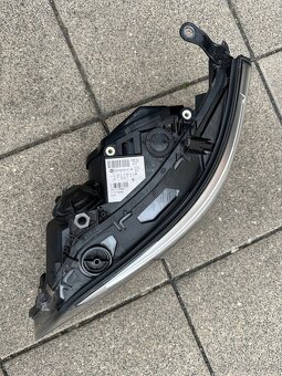 Přední levé světlo e60/61 dynamic xenon LCI - 4