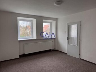 Velké Hostěrádky - Pronájem rodinného domu 2+1 s prostornou - 4