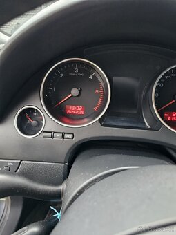 Audi a4 b7 3.0 TDI cabrio 171 kw - 4
