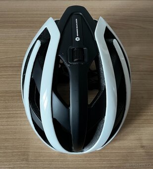 Přilba Lazer Genesis - 4
