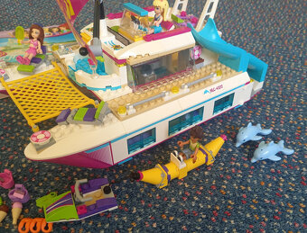 Lego Friends 41317 - Katamarán Sunshine - 4