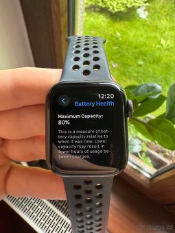 Apple Watch Series 5 Nike+ 40mm - 4