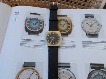 pekne funkcni hodinky prim 17 jewels kostky 1975 - 4