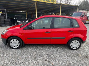 Ford Fiesta 1.2 ZAMLUVENÉ - 4