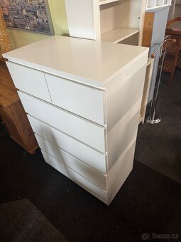 Hezká bílá 6ti šuplíková komoda IKEA MALM - 4