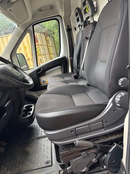 Půjčovna dodávek Citroen Jumper L4H3 tažné - od 1399Kč/den - 4