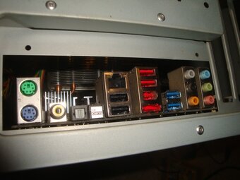 AMD Phenom II X4 970 @ 3500MHz ASRock 970 Extreme 4 - 4