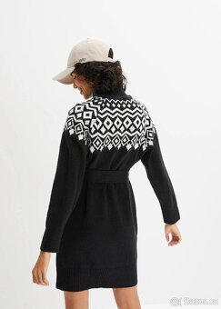 Teploučké pletené šaty s páskem 38/40 - 4