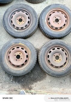 ZIMNÍ KOLA FORD FIESTA  175/65/14 PLECHOVÉ - 4