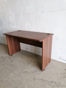 Kancelářské pracovní stoly Hobis 8 kusů - 4