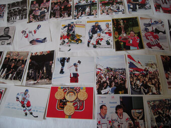 Hokejové kartičky - 4