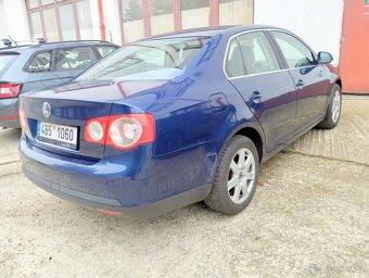 VW Jetta, 2006, 1,6 benzín 75 kW, 2. majitel ČR - 4