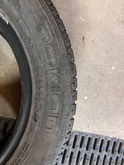 Zimní pneu Nokian 185 / 65 R15 - 4