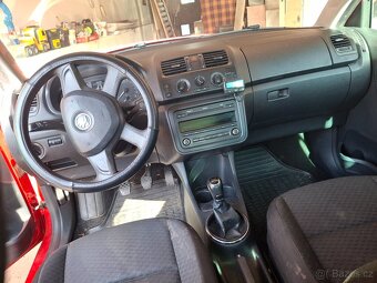 Prodám Škoda Fabia kombi 1.6 TDI rv 2013 - 4