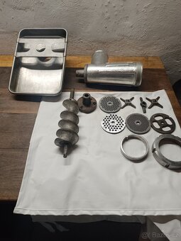 Mlýnek na maso Alba - 4