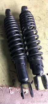 Zadní tlumiče - 4