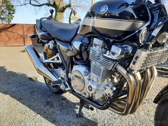 Yamaha XJR 1300 - 4