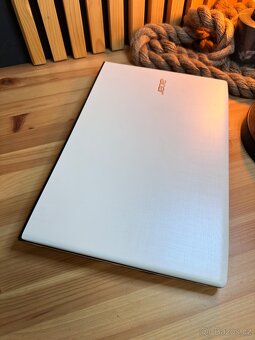 Acer Aspire E5-575 - 4