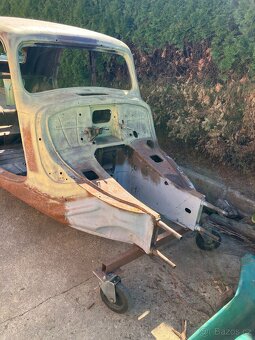 Citroen Traction Avant BL 11 kastle - 4