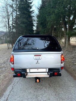 Mitsubishi L200 2.5 D-iD 131KW superselect - 4