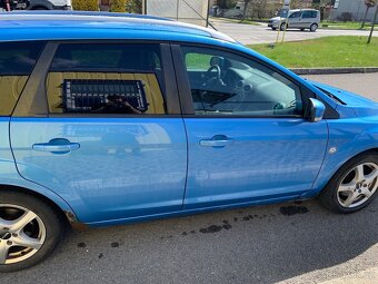 Ford focus 2.0i + lpg - 4
