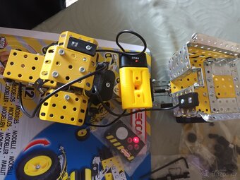 Stavebnice meccano - 4